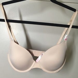 Victoria's Secret PINK 32C brand new bra